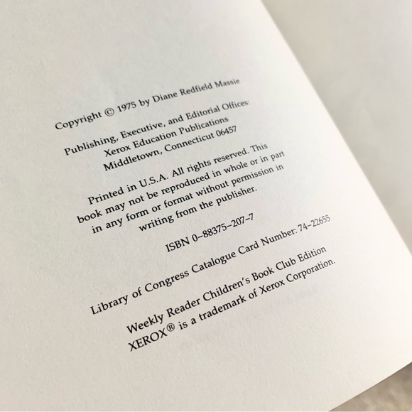 1975 The Thief in the Botanical Gardens by Diane Redfield Massie Book - Picture 11 of 15